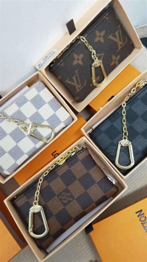 lv keychain card holder